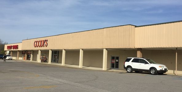 Cherokee Plaza: 750 Hwy 9, Centre, AL 35960